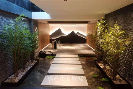 急卖！德仁花园好楼层新房子毛坯经典三室二